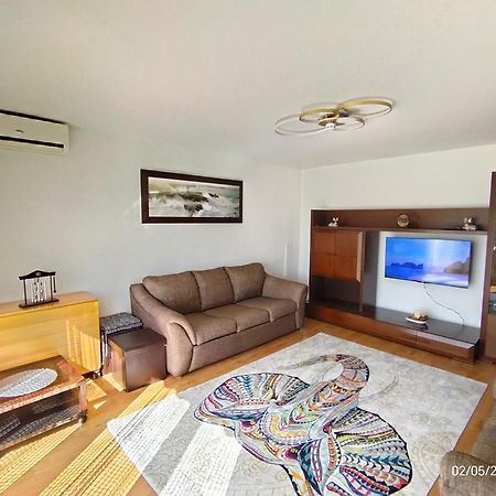 Arka Apartment クラヨーヴァ エクステリア 写真