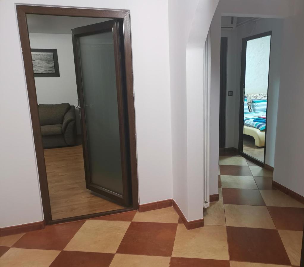 Arka Apartment クラヨーヴァ エクステリア 写真