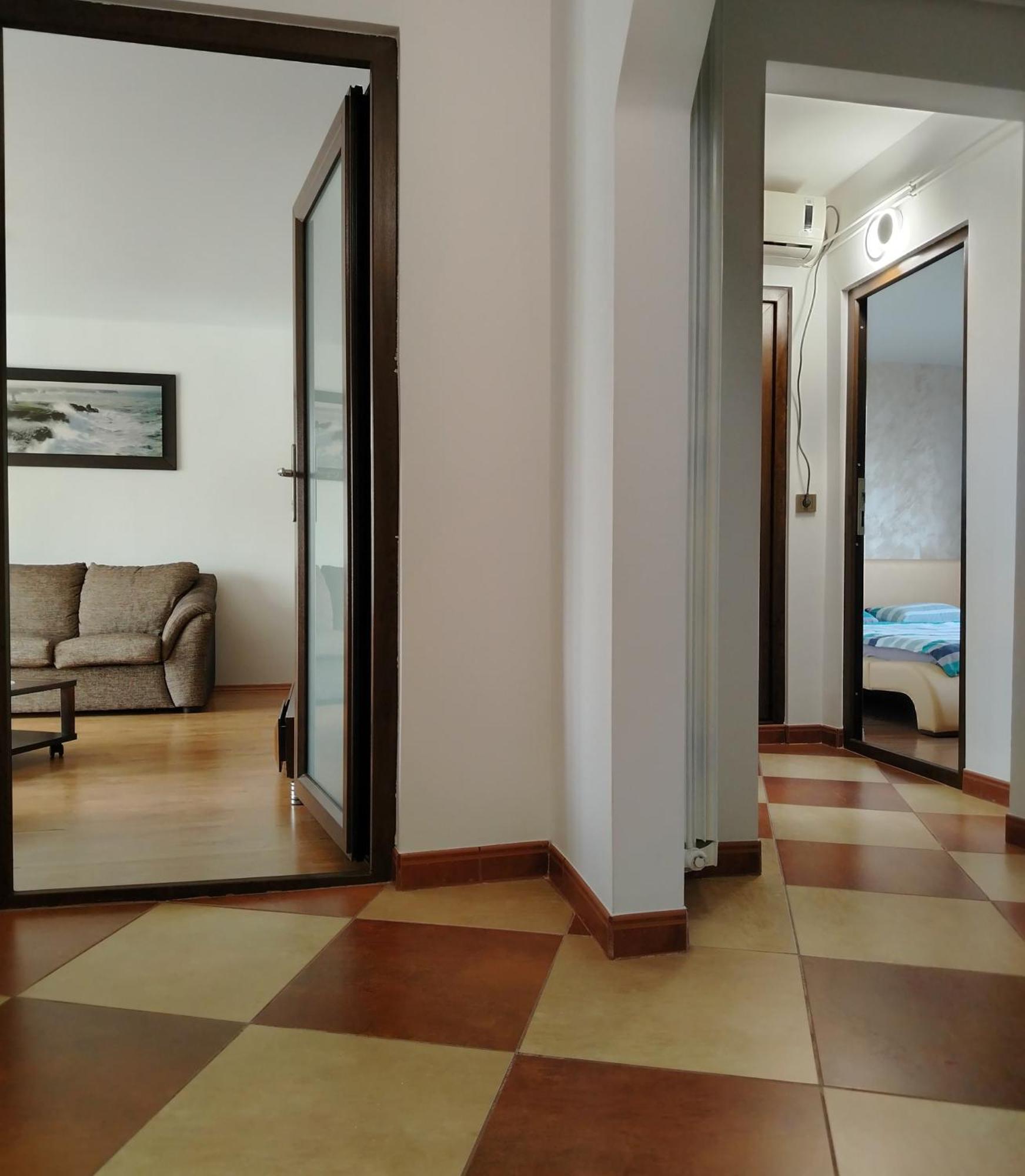 Arka Apartment クラヨーヴァ エクステリア 写真